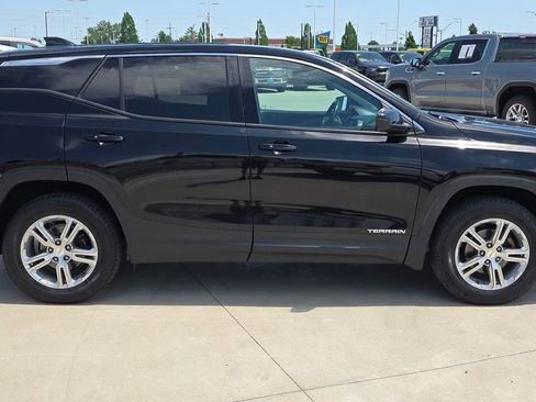 Used 2018 GMC Terrain SLE AWD/4WD image 6