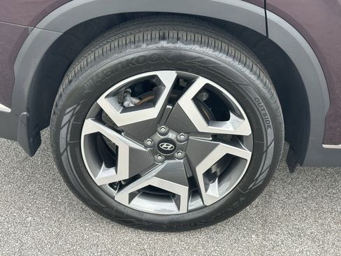 Used 2024 Hyundai Palisade Limited FWD image 17