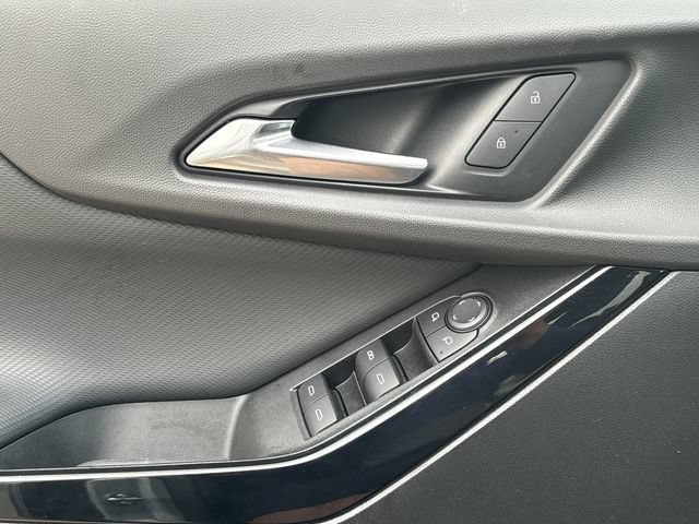 Used 2025 Chevrolet Equinox LT FWD image 18