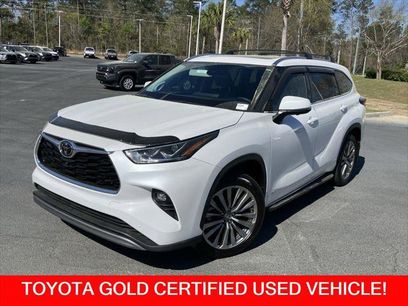 Certified 2025 Toyota Highlander Limited