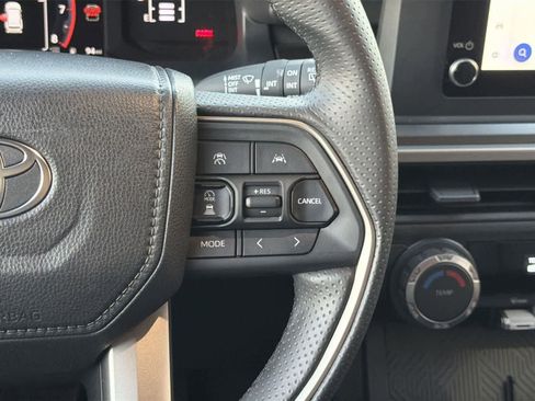 Used 2025 Toyota 4Runner SR5 image 13