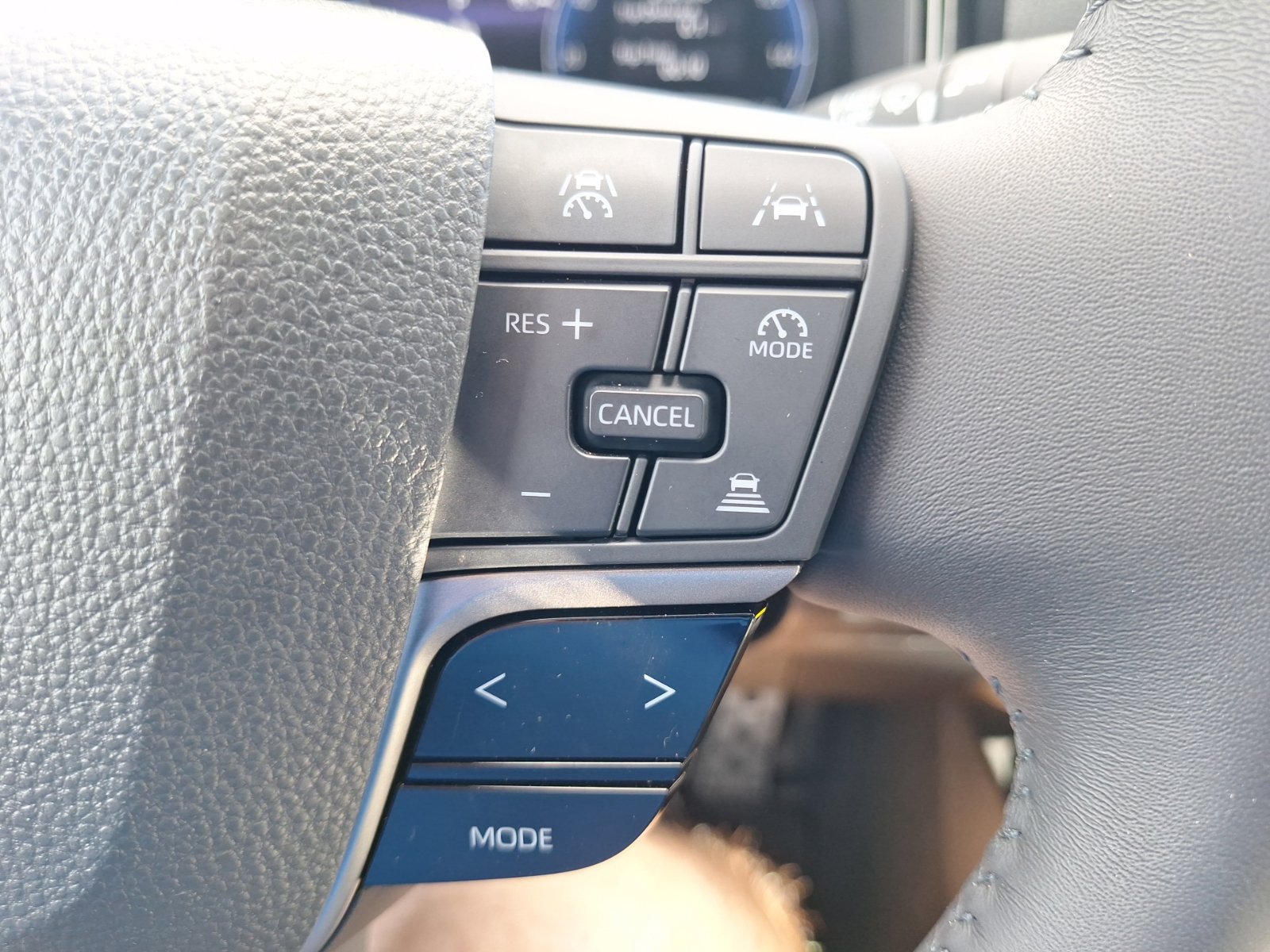 Used 2025 Toyota Camry XSE FWD image 20