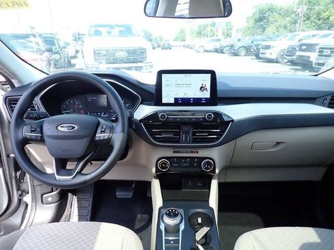 Used 2022 Ford Escape SE AWD/4WD image 19