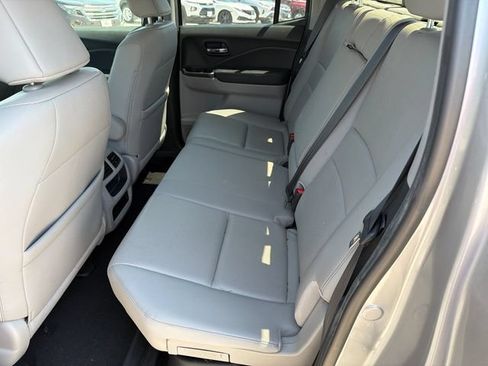 Used 2017 Honda Ridgeline RTL-E image 6