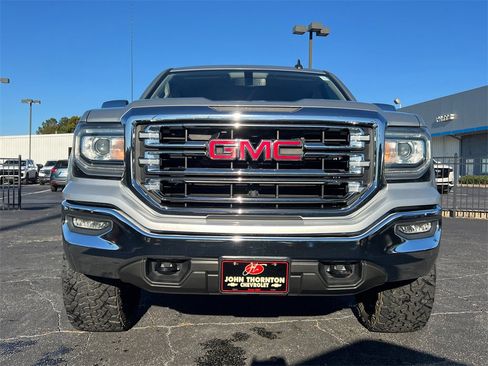 Used 2017 GMC Sierra 1500 SLT w/ SLT Premium Package image 3