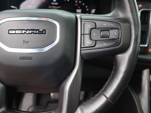 Used 2023 GMC Yukon Denali Ultimate AWD/4WD image 28