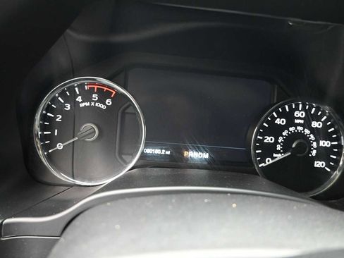 Used 2020 Ford F150 Lariat w/ Equipment Group 502A Luxury AWD/4WD image 13