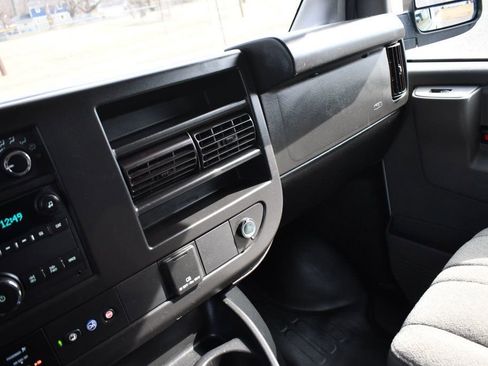 Used 2022 Chevrolet Express 3500 LS image 31