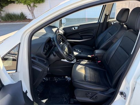 Used 2020 Ford EcoSport Titanium image 16
