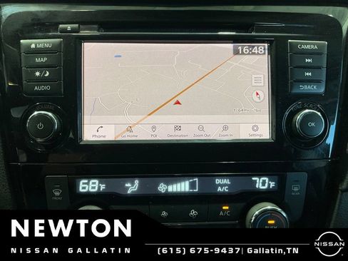 Used 2019 Nissan Rogue SV w/ Premium Package FWD image 7