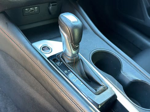 Used 2020 Nissan Altima 2.5 SR w/ Premium Package image 12