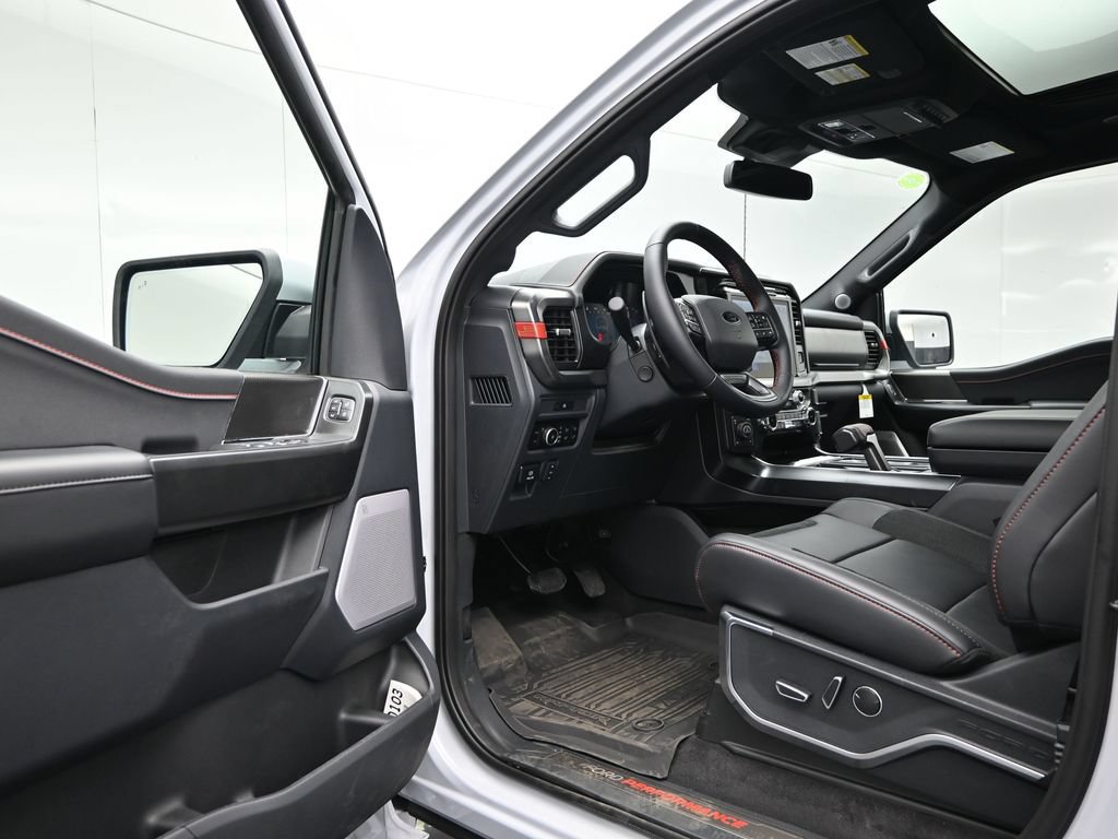 Used 2025 Ford F150 Raptor AWD/4WD image 8