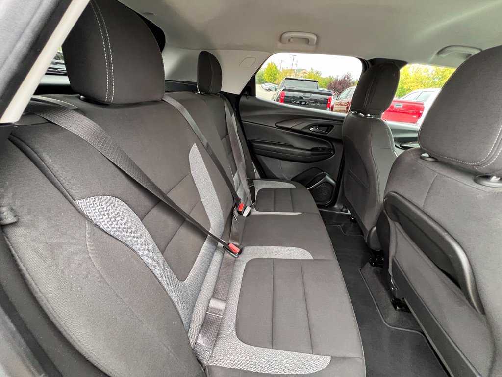 Used 2023 Chevrolet TrailBlazer LT FWD image 24