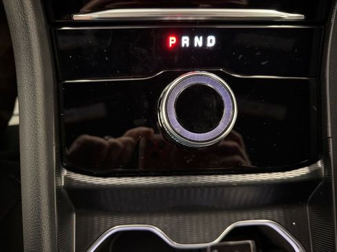 New 2025 Jeep Grand Cherokee Laredo X w/ Luxury Tech Group I AWD/4WD image 15