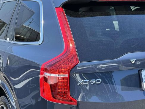 Certified 2024 Volvo XC90 B6 Plus w/ Protection Package Premier AWD/4WD image 12