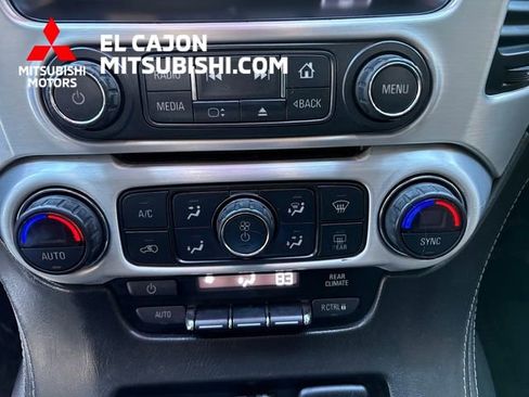 Used 2017 GMC Yukon SLE w/ SLE Value Package image 12