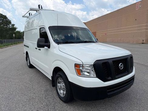 Used 2018 Nissan NV 2500 SV RWD image 3