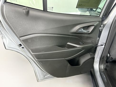 Used 2024 Chevrolet Trax LS w/ Driver Confidence Package image 25