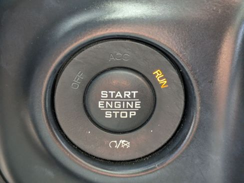 Used 2018 Jeep Wrangler Unlimited Sport S AWD/4WD image 21