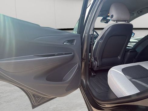 Used 2021 Chevrolet Bolt LT image 44