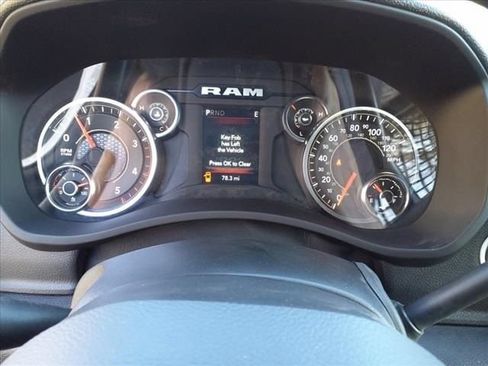 Used 2024 RAM 5500 Tradesman AWD/4WD image 18