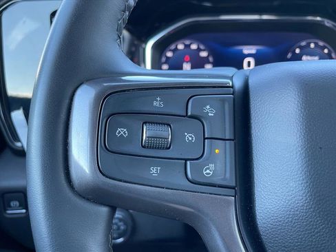 Used 2025 Chevrolet Silverado 2500 ZR2 image 7