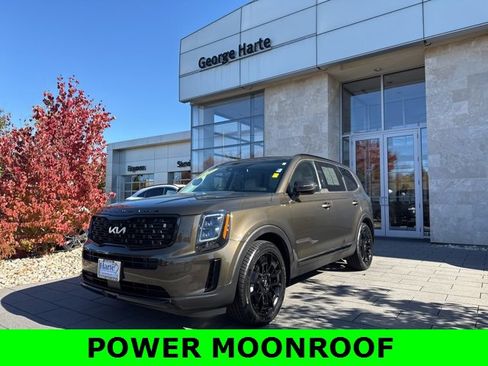 Used 2022 Kia Telluride EX w/ EX Premium Package image 3