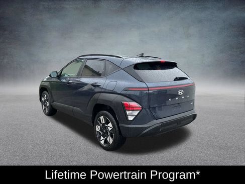 Used 2024 Hyundai Kona SEL AWD/4WD image 3