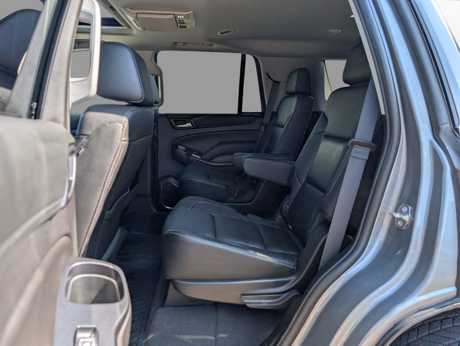 Used 2019 Chevrolet Tahoe LT w/ LT Signature Package RWD image 18
