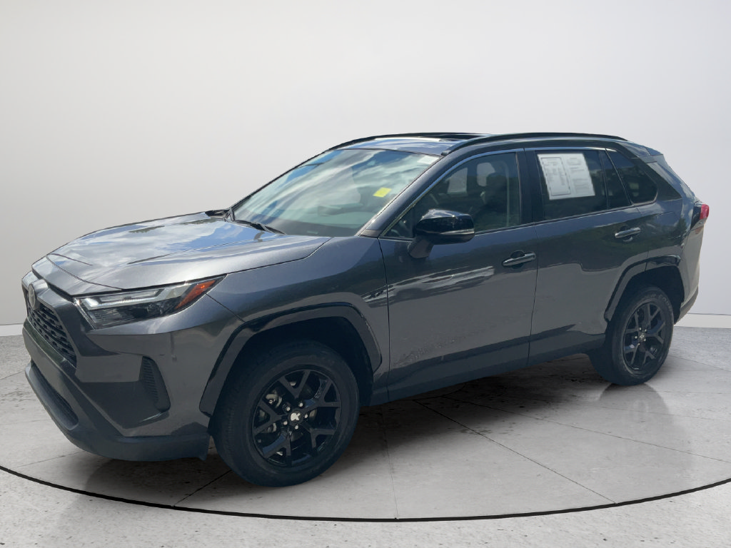 Used 2023 Toyota RAV4 XLE w/ Convenience Package FWD image 32