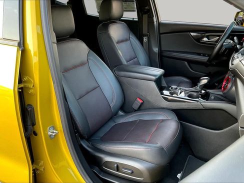 Used 2022 Chevrolet Blazer RS w/ Enhanced Convenience Package AWD/4WD image 9