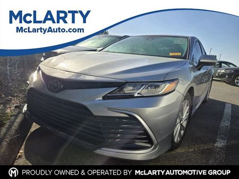 Used 2024 Toyota Camry LE FWD image 1