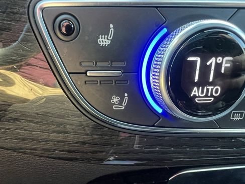 Used 2019 Audi Q7 3.0T Prestige w/ Prestige Package image 18