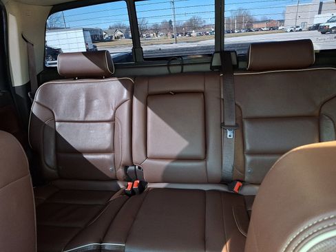 Used 2017 Chevrolet Silverado 1500 High Country image 19