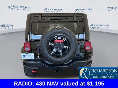 Used 2017 Jeep Wrangler Unlimited Rubicon image 4