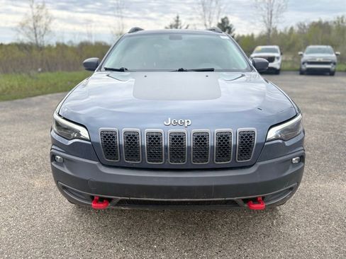 Used 2019 Jeep Cherokee Trailhawk w/ Cold Weather Group AWD/4WD image 8