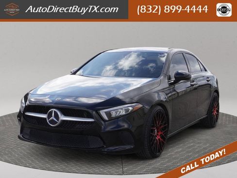 Used 2020 Mercedes-Benz A 220 w/ Premium Package image 1