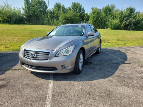 Used 2013 INFINITI M37 x w/ Premium Pkg AWD/4WD image 4