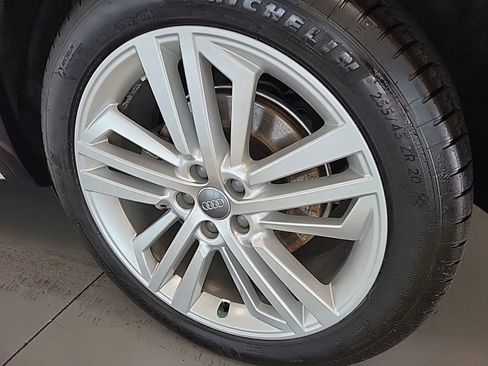 Used 2018 Audi Q5 2.0T Premium Plus w/ Premium Plus Package image 8