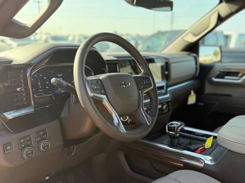 New 2026 Chevrolet Silverado 1500 RST w/ Z71 Off-Road Package AWD/4WD image 23