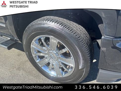 Used 2018 Chevrolet Silverado 1500 High Country image 4