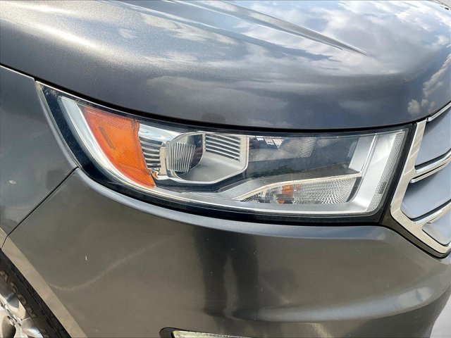 Used 2016 Ford Edge Titanium FWD image 27