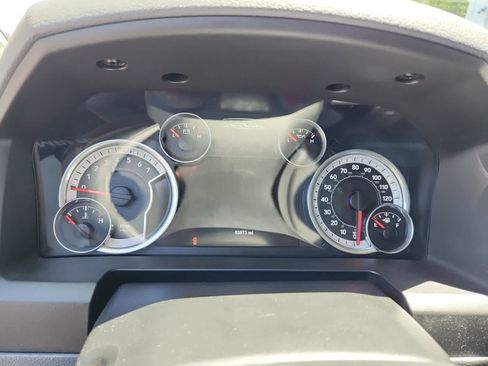 Used 2015 RAM 1500 Big Horn AWD/4WD image 9