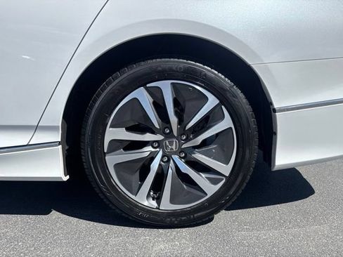 Used 2022 Honda Accord EX-L image 11