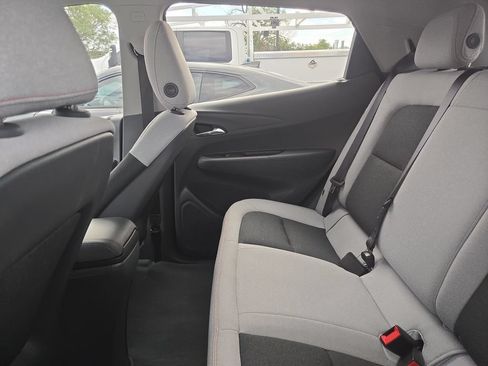 Used 2020 Chevrolet Bolt LT FWD image 10