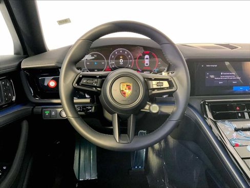New 2026 Porsche Panamera 4 image 15