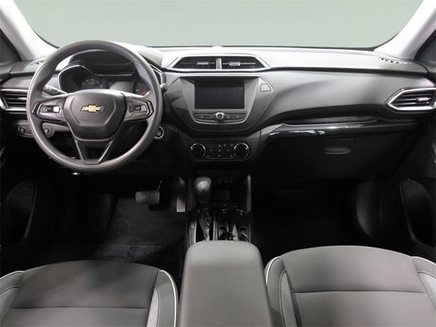 Used 2023 Chevrolet TrailBlazer LT image 9