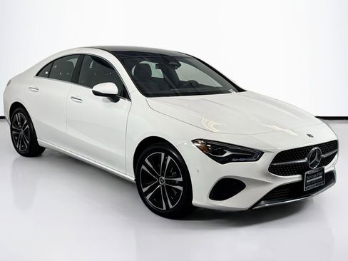 Used 2026 Mercedes-Benz CLA 250 4MATIC image 3