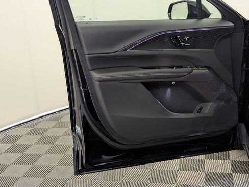 Used 2024 Cadillac Lyriq Sport image 88