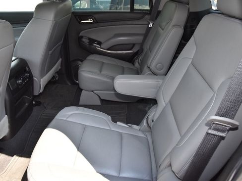 Used 2019 Chevrolet Tahoe LT AWD/4WD image 11